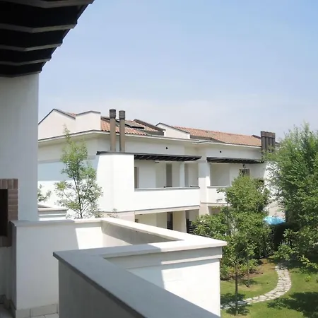 Experience The Charm Of Our Spacious Flat Apartment Bibione